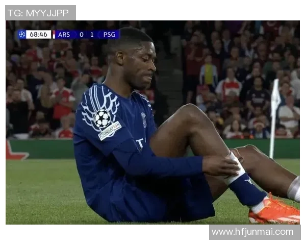 中超精彩对决巴黎圣日耳曼与曼联激战成平局帽子戏法瞬间点燃全场气氛