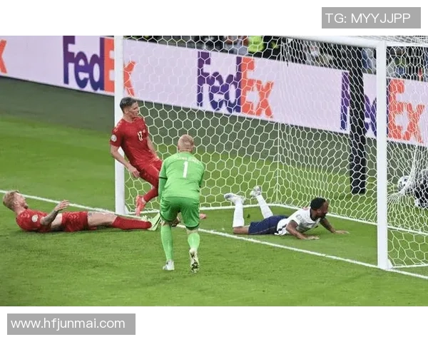 世界杯激战：AC米兰3-0阿森纳乌龙球引发争议与全场沸腾