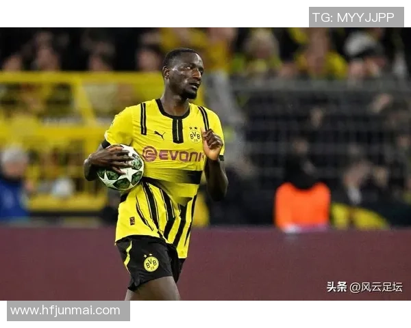 友谊赛精彩回顾：那不勒斯小胜拜仁点球大战引发全场热烈反响