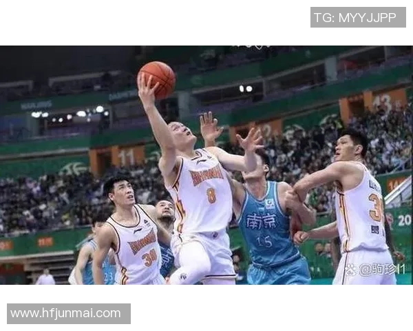 小将逆袭姚明展现惊人实力引发篮球界热议