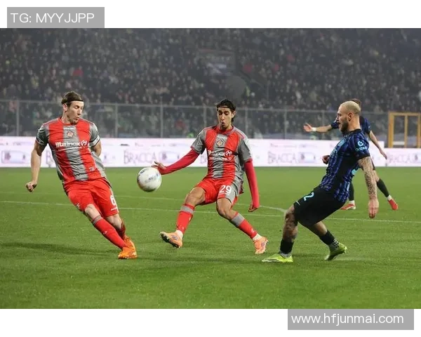 国米在足总杯中以1-0小胜巴萨补时进球点燃全场激情