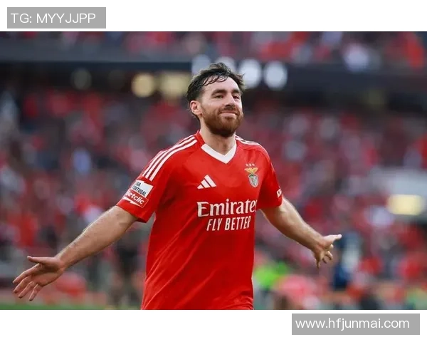 足总杯惊天冷门曼联5-0大胜本菲卡神奇扑救点燃全场激情 足总杯惊天冷门曼联5-0大胜本菲卡神奇扑救点燃全场激情